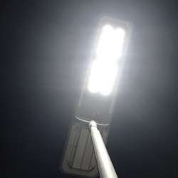 Solarna lampa uliczna LED ATLAS moc 8000 lm 86W Power Need SSL38