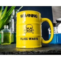 Kubek z uchem TOXIC WASTE beczka toksyczne odpady żółty czacha