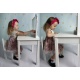 Toaletka kosmetyczna dla dziewczynek drewniana z lustrem i taboretem biała