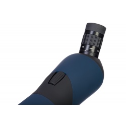 Luneta Discovery Range 50 ustawiony pod kątem okular powiększenie 15-45x