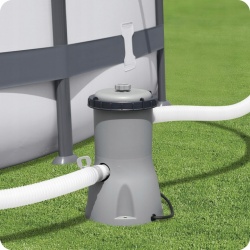 Pompa filtrująca z filtrem Bestway 3028 litrów do basenów ogrodowych na 12V 58386GS
