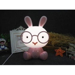 Lampka nocna dla dzieci królik wysokości 23cm 3 tryby jasności LED