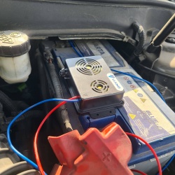 Samochodowy elektryczmy odstraszacz gryzoni na myszy szczury kuny