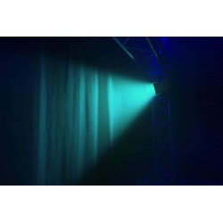 Reflektor BeamZ Professional BTF440Z mini-fresnel zoom 4x 40W LED RGBW