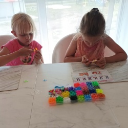 Gumki zestaw do robienia bransoletek 1500 sztuk DIY organizer