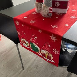 Bieżnik Świąteczny na stół obrus święta 220x40 cm skrzaty krasnal czerwony