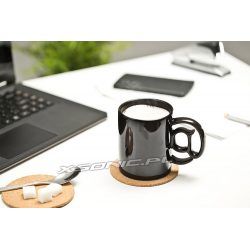 Śmieszny kubek informatka ucho małpa w uchu "at" czarny i biały
